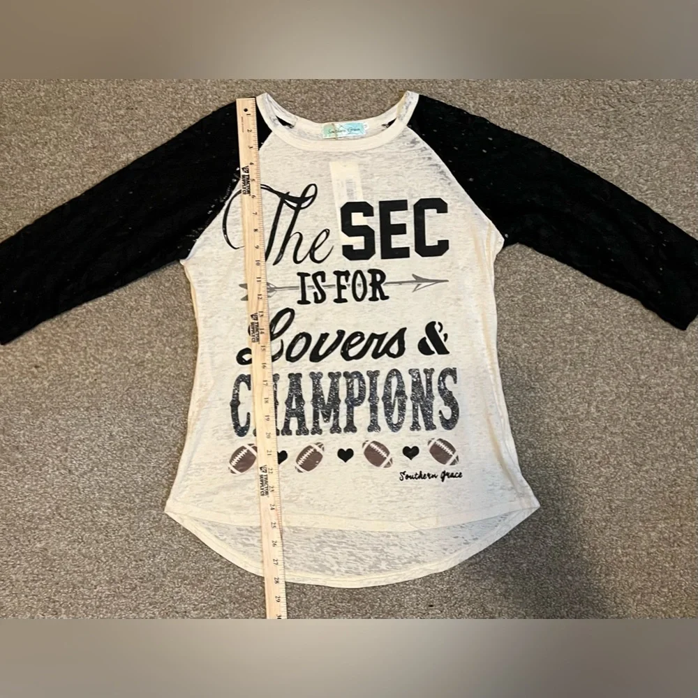 Southern Grace SEC is for Lovers & Champions Graphic Raglan Tee size M - Picture 7 of 15